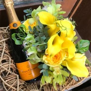 昇進祝い　誕生日祝い[生花 シャンパン プレゼント]ヴーヴ クリコ イエローラベル フルボトル とお花のアレンジセット