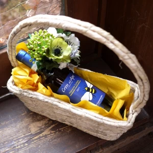 誕生日祝い 白ワイン [ワインギフト]イタリア産白ワインと造花のコサージュのギフトセット